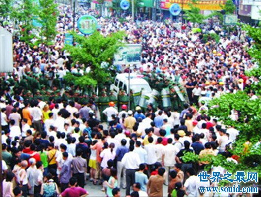 汕头海门事件，数万群众聚众示威逼政府低头并获成功
