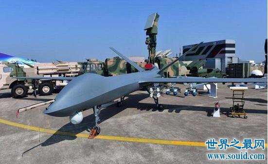 中国最大无人战机彩虹5，飞起来一点声音都没有