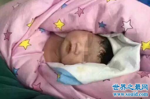 中国年龄最大的产妇，64岁高龄老妇产男婴