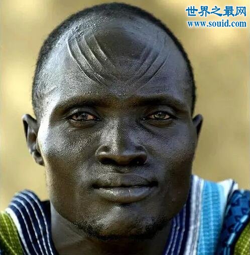世界上最黑的人，丁卡人(神秘的非洲部落)