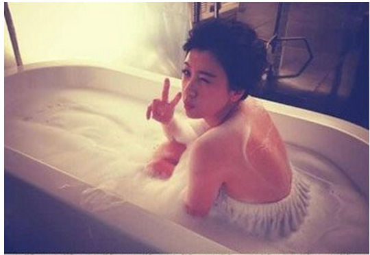 贾静雯门事件完整照片 贾静雯日本浴室洗澡被偷拍