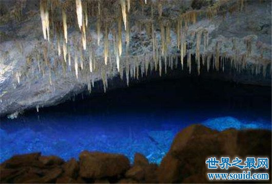 世界十大奇迹，充满水晶的巨人水晶洞穴（松树高的水晶）