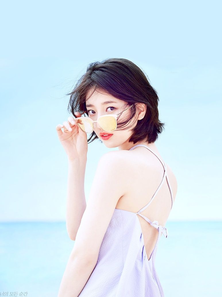 韩国美女明星秀智蓝色苍穹唯美大气写真