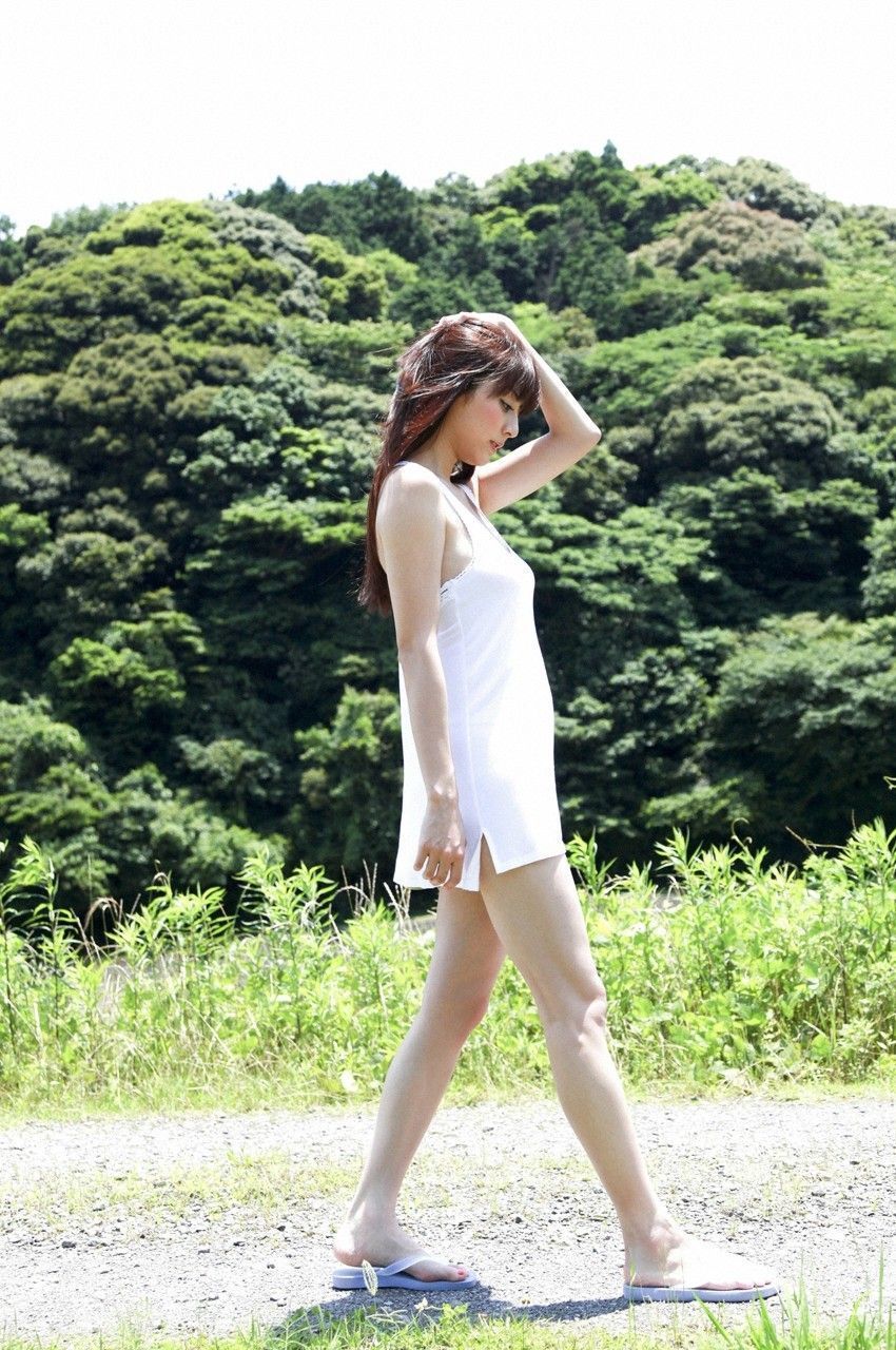 清新的空气潺潺的流水美少女YumiSugimoto杉本有美写真二
