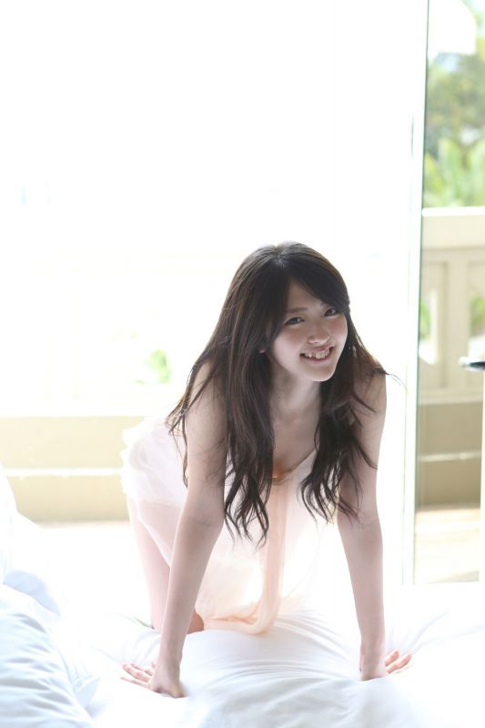 可爱的日本美少女铃木爱理魅力写真