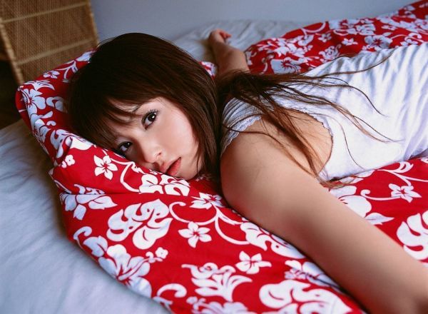日本美女佐佐木希比基尼性感写真